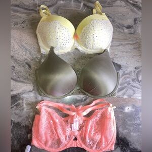 32DD Victoria’s Secret bra bundle. 1 soft support, 1 rhinestoned & lined.
